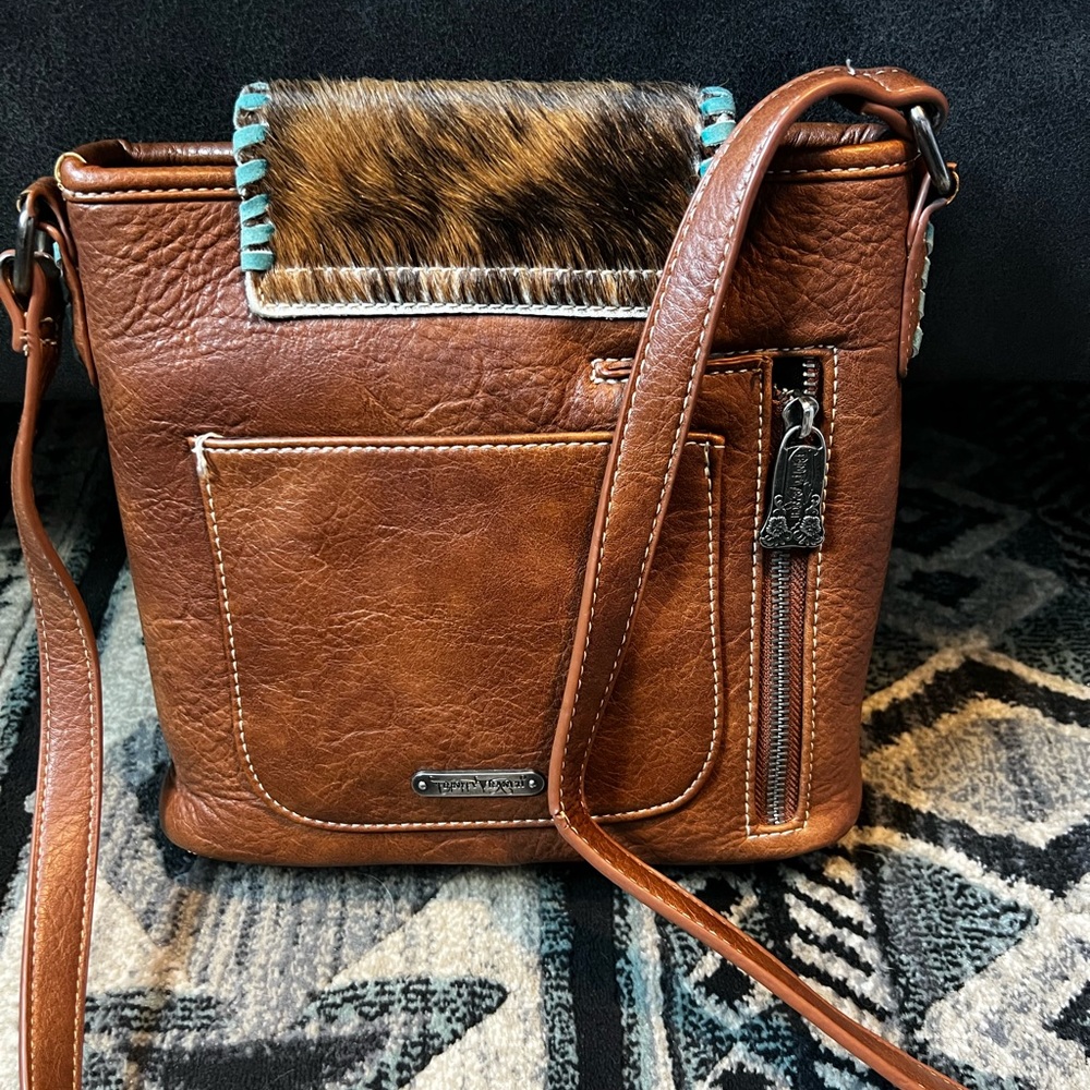 Trinity Ranch purse - Picture 2 of 5